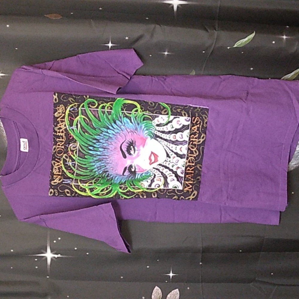 Vintage 1996 Mardi Gras New Orleans Purple T-shirt